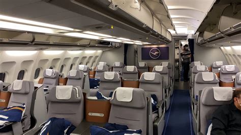 Review Lufthansa A340 300 Business Class Travelling On Points