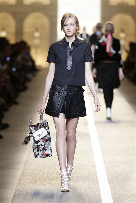 FENDI SPRING SUMMER 2015 WOMEN'S COLLECTION | The Skinny Beep