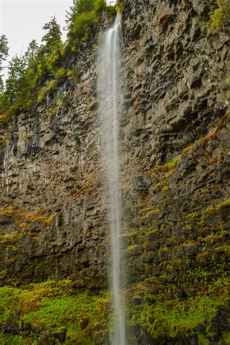 Watson Falls Hike Oregon