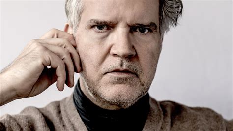 Lloyd Cole Album A Burning Piano Acts As A Beacon In The Video For Lloyd Coles Dreamy New
