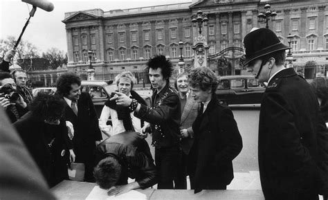 Il Punk Dei Sex Pistols Cambia La Musica Radio Deejay