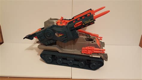 Thanks to hisstank.com boards member nogamusprime for posting up his incredible g.i. Brawler Tank - Gi-Joe - Toy2Toy