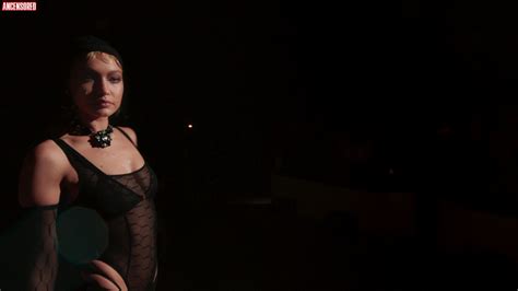 Gigi Hadid Desnuda En Savage X Fenty Show