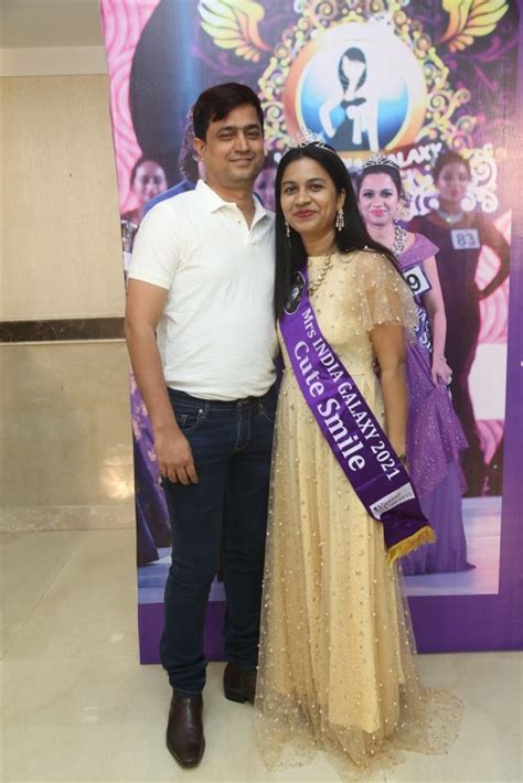 Usha Thiva Was Crowned Mrs Cute Smile At Mrs India Galaxy 2021 2 Ritz
