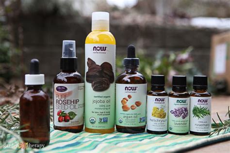 Looking for easy effective diy hair serum recipes? Rosemary Hair Care Recipes: Homemade Dry Shampoo, Natural ...