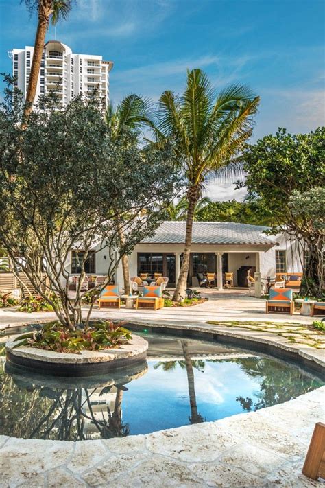 The Confidante Miami Fl Miami Beach Beautiful Hotels Travel Usa