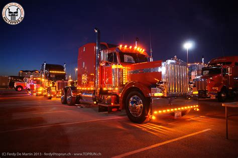 Semi Trucks At Night Wallpapers Wallpapersafari