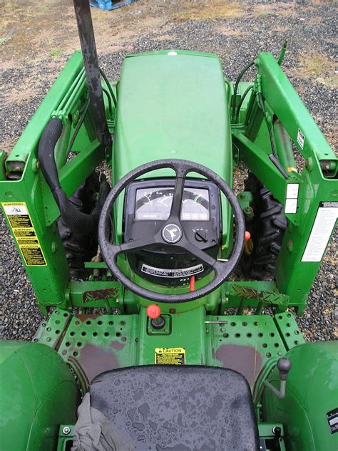 Bearings, bushings, belts, blades, cables, filters, pulleys, spindles. JOHN DEERE 870 TRACTOR LOADER - Harbour City Equipment