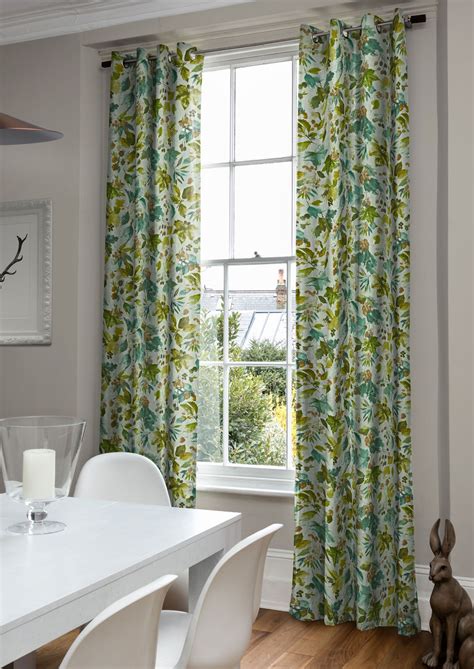 Manor Siesta Vibrant Green Curtain Fabric With A Leaf Pattern Made