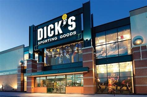 Dicks Sporting Goods Removing Hunting Guns From 125 Stores
