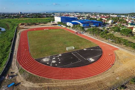 Muntinlupa Opens State Of The Art Track And Field Oval