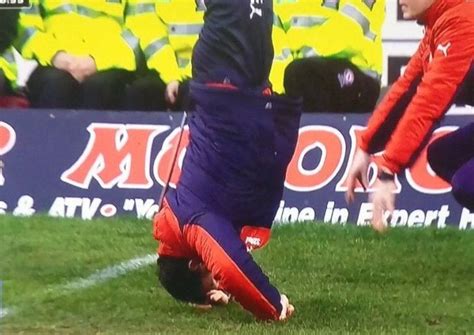 Graeme Murty Performs Bizarre Headstand During Rangers Loss The Scotsman