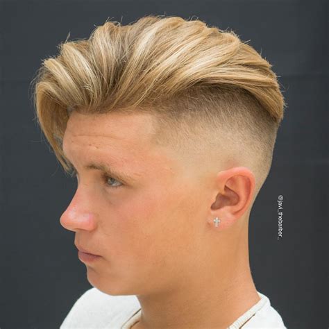 Undercut Haircuts For Men Trends IWOFR