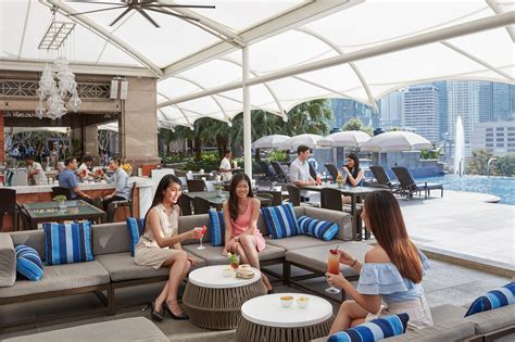 Mandarin oriental hotel group international limited (mohg) is a hong kong hotel investment and management group focusing on luxury hotels, resorts, and residences, with a total of 33 properties worldwide, 20 of which are fully or partially owned by mohg. Poolside Nosh: Hotel Poolside Restaurants in KL - Aeropolis