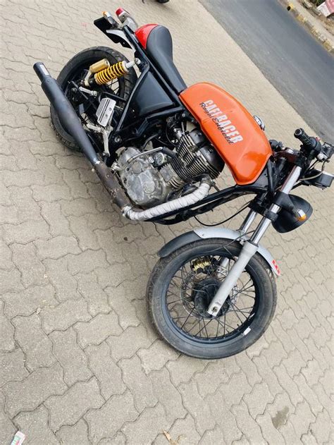 The continental gt is a motorcycle that delights in the way it handles on the road, responding to the rider's desires by feeling focused and integral while offering. Used Royal Enfield Continental Gt Bike in Thane 2014 model ...