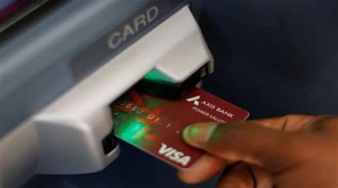 How To Put Atm Card In Machine