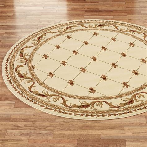 Round Rug Entry ~ Marvelous House