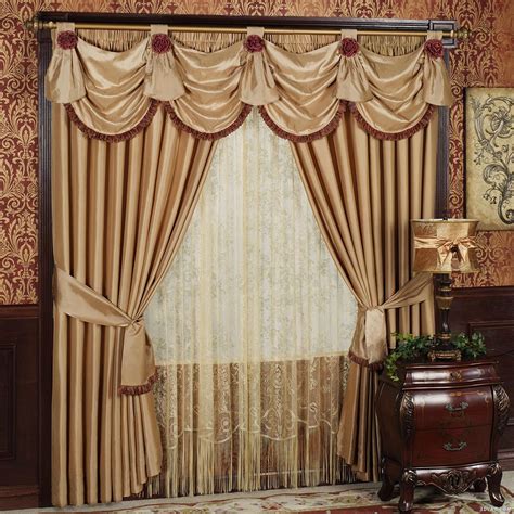 10 Curtain Styles For Living Room