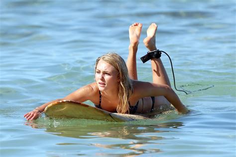 Annasophia Robb In Bikini Surfing On A Hawaiian Beach Porn