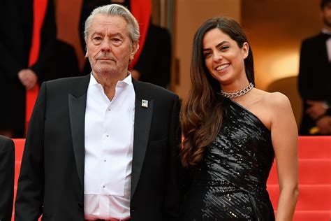 La famille d'Alain Delon explose autour de l'état de santé de la star