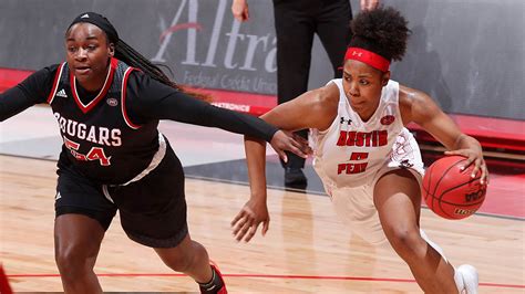 Austin Peay State University Women's Basketball hosts Eastern Illinois