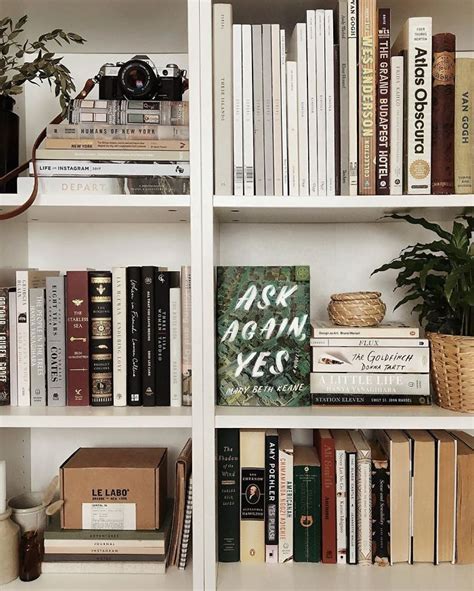 Play With Horizontal Book Stacks Decorating Bookshelves Bookshelves