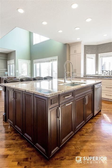 Black kitchen cabinets can help make a bold statement when paired with lighter colours. Pin on Kitchen Photos