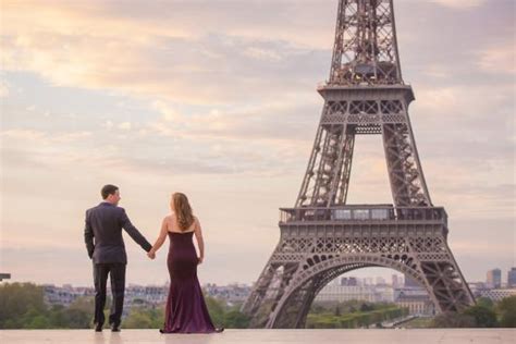 #برج_إيفل يحتفل بعيد ميلاده ال130 و ما زال شابا طموحا يضئ باريس كلها ! So Romantic - صورة برج إيفل، باريس - ‪Tripadvisor‬