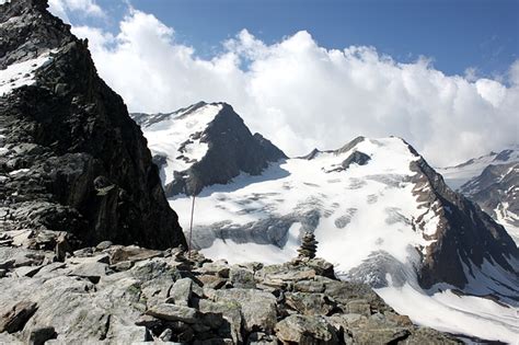 Das pitztaler jöchl ist die grenze zwischen dem pitztal und dem ötztal. Pitztaler Jöchl (3000 m) hikr.org