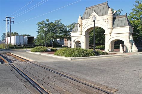 The union stock yard gate, located on exchange avenue at peoria street, was the entrance to the famous union stock yards in chicago. Public Art in Chicago: Union Stock Yard Gate
