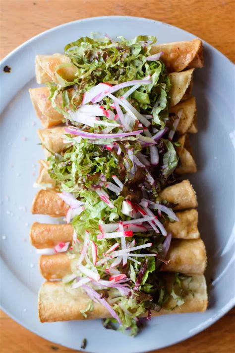 Simply rub the meat with seasonings, then bake it in the oven until it reaches an internal temperature of 145°f. 3 Ingredient Pork Flautas | Recipe in 2020 | Mexican food ...
