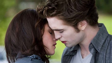 Top 20 Teen Movie Kisses That We Cant Forget