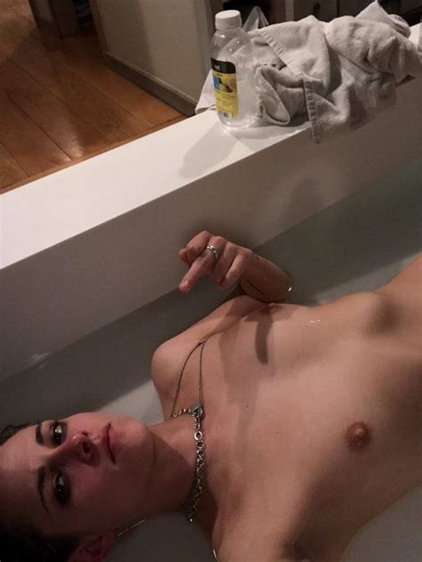 Kristen Stewart Nude Leaked Content 2021 44 Photos S Videos
