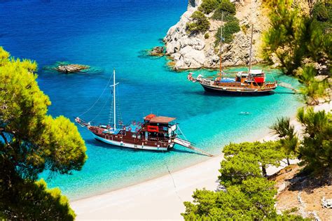35 Best Beaches In Greece And The Greek Islands