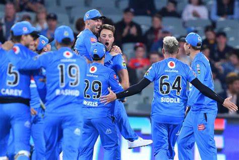 Bbl 10 Melbourne Renegades Suffers Heavy Defeat Against Adelaide
