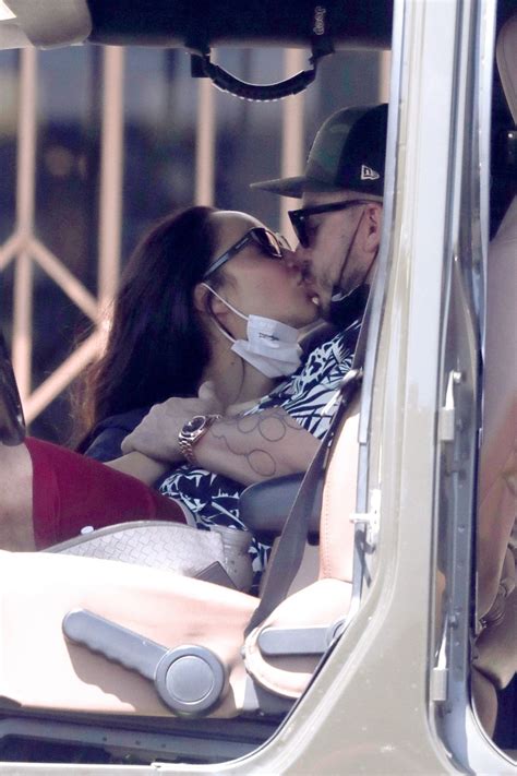 cara santana and shannon leto out kissing in los angeles 04 10 2021 hawtcelebs