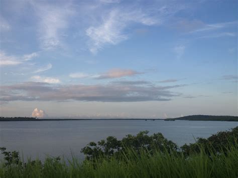 Vista a partir da ponte da Ilha de Itamaracá, PE. Brasil | Ilha de