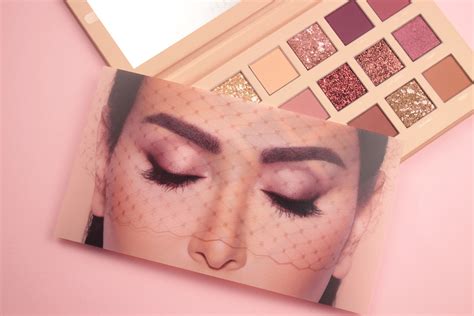 Huda Beauty New Nude Palette Recensione Swatches About Beauty