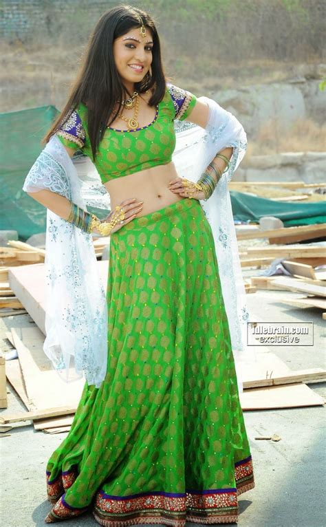 Indian Garam Masala Priyadarsini Hot Navel Stills Pics At Dilnnodu Movie Press Meet Latest