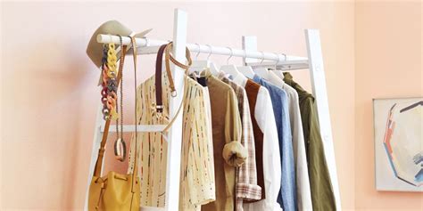 How To Get More Storage Space Diy A Mini Closet In 2 Steps