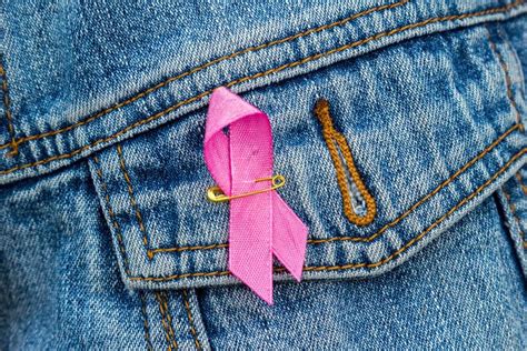 Octobre Rose Sensibilisation à La Lutte Contre Le Cancer Du Sein