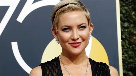 Kate Hudson Reveals She S Pregnant With Baby Girl