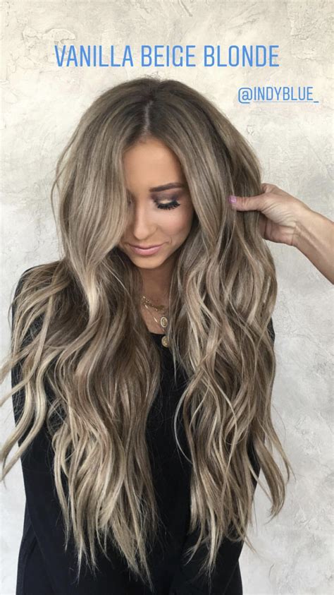 Indy Blue Vanilla Beige Blonde Hair Color Hairstyles Beachy Waves