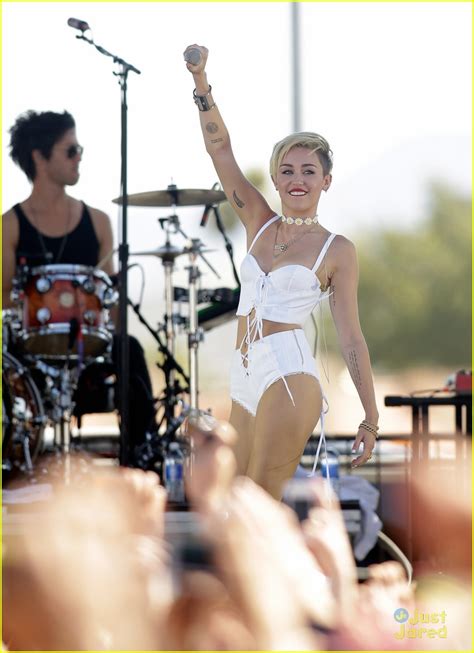 Miley Cyrus Goes Sheer For Iheartradio Festival Photo 600164 Photo Gallery Just Jared Jr