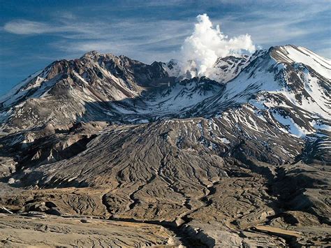 Mount St Helens National Volcanic Monument In Washington