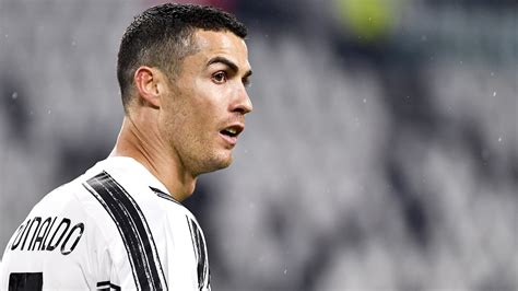 He already has an assist under his. Alineaciones Barcelona vs Juventus: Champions League 2020 ...