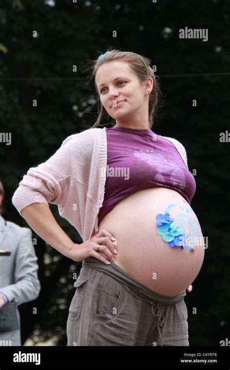 Pregnant Woman Russia Hi Res Stock Photography And Images Alamy