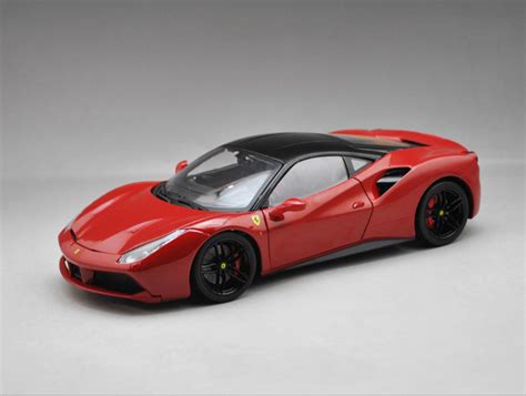 Bburago 118 Ferrari 488 Gtb Diecast Model Roadster Car New In Box