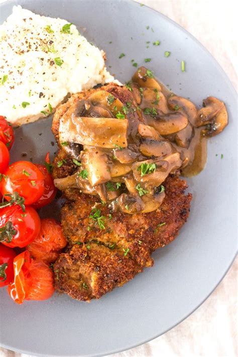 If you love german dishes like spaetzle, pork hock, hungarian goulash, and apple strudel, you have to make this jagerschnitzel recipe. Pork Schnitzel with Mushroom Gravy - aninas recipes