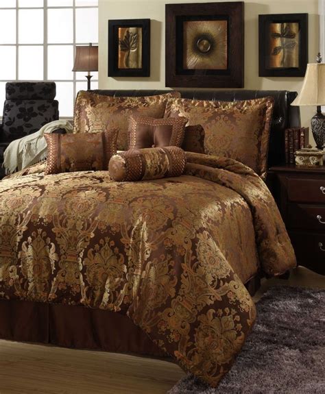 Beautiful Rich And Elegant 7 Pc Brown Gold Comforter Set Queen And King